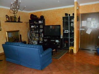 Quadrilocale in Vendita a Sarzana, 190'000&euro;, 80 m², con Box