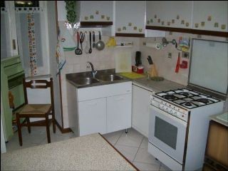 Casa Indipendente in Vendita a Santo Stefano di Magra, 95'000€, 50 m²