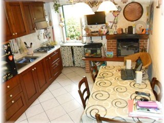 Casa Indipendente in Vendita a Santo Stefano di Magra, 110'000€, 50 m²