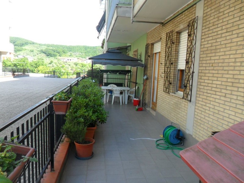 Appartamento in Vendita a Santo Stefano di Magra, 230'000€, 130 m², con Box