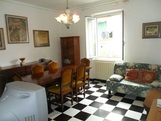 Quadrilocale in Vendita a Ameglia, 220'000&euro;, 110 m²