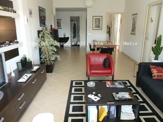 Quadrilocale in Vendita a Ameglia, 230'000&euro;, 90 m², con Box