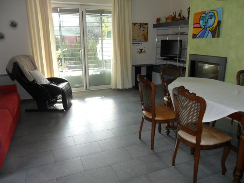 Casa Indipendente in Vendita a Ameglia, zona Fiumaretta, 500'000€, 150 m²