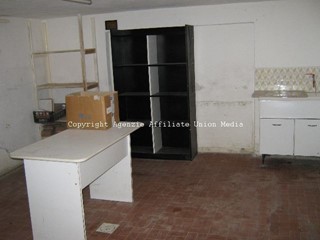 Trilocale in Vendita a Ameglia, 90'000&euro;, 70 m², con Box