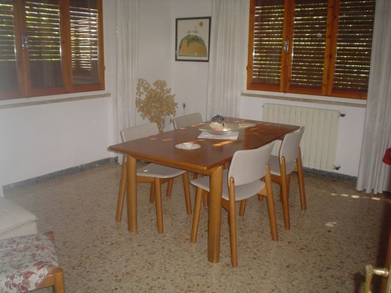 Casa Indipendente in Vendita a Ameglia, 550'000&euro;, 120 m²
