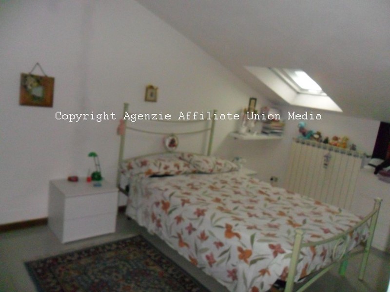 Quadrilocale in Vendita a Ameglia, 210'000&euro;, 100 m², con Box
