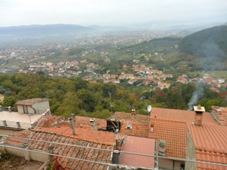 Quadrilocale in Vendita a Luni, zona Nicola, 175'000€, 110 m²