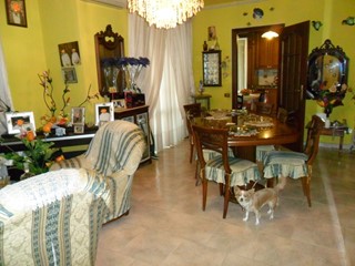 Quadrilocale in Vendita a Santo Stefano di Magra, 170'000€, 80 m²