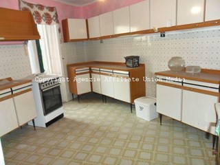 Bilocale in Vendita a Ameglia, 65'000&euro;, 38 m²