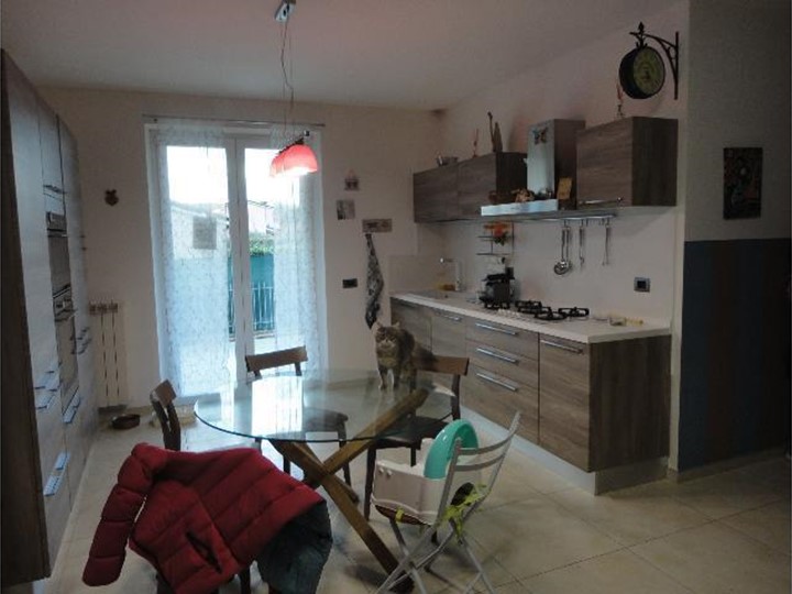 Trilocale in Vendita a Sarzana, 169'000&euro;, 65 m²