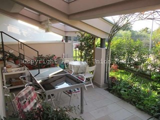 Appartamento in Vendita a Luni, 250'000€, 130 m²