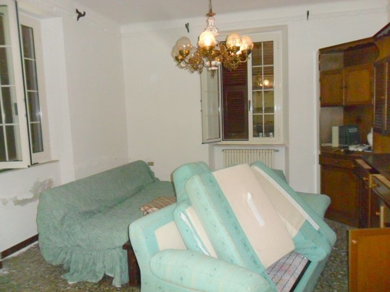 Casa Indipendente in Vendita a Ameglia, 270'000&euro;, 120 m²