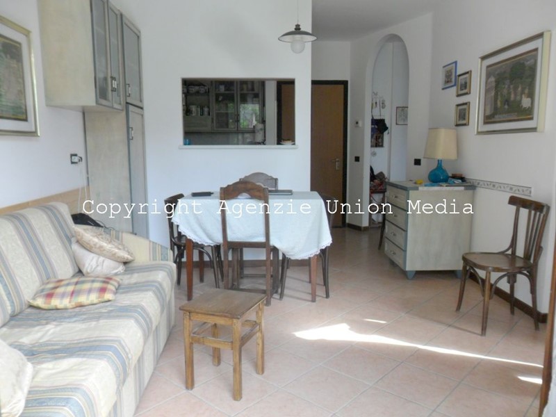 Bilocale in Vendita a Ameglia, 170'000&euro;, 60 m², con Box