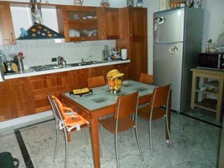 Casa Indipendente in Vendita a Luni, 230'000€, 170 m²