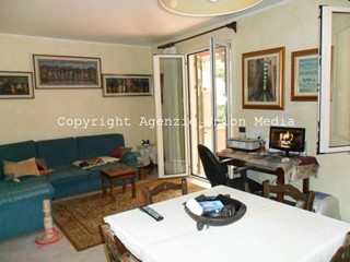 Casa Indipendente in Vendita a Santo Stefano di Magra, 320'000€, 200 m², con Box