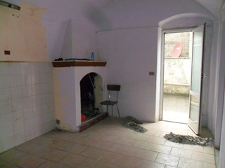 Trilocale in Vendita a Santo Stefano di Magra, 35'000€, 55 m²