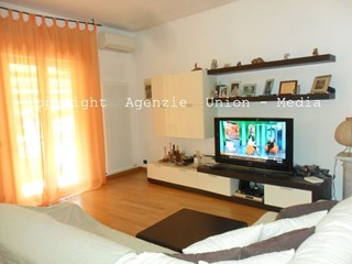 Quadrilocale in Vendita a Arcola, zona Romito Magra, 230'000€, 115 m²