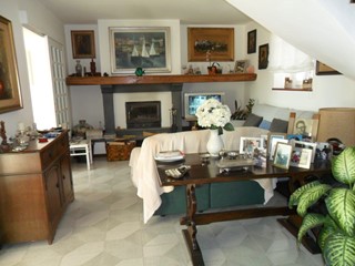 Casa Indipendente in Vendita a Arcola, zona Romito Magra, 400'000€, 170 m²