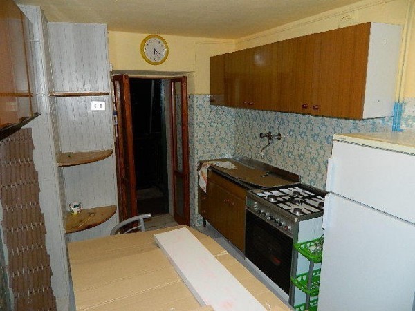 Bilocale in Vendita a Luni, zona Nicola, 78'000€, 38 m²