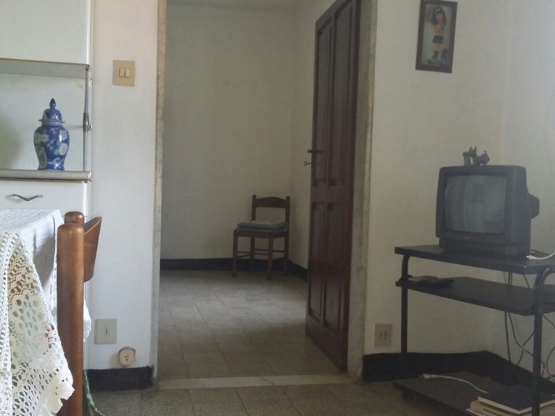 Bilocale in Vendita a Fosdinovo, 45'000€, 45 m²