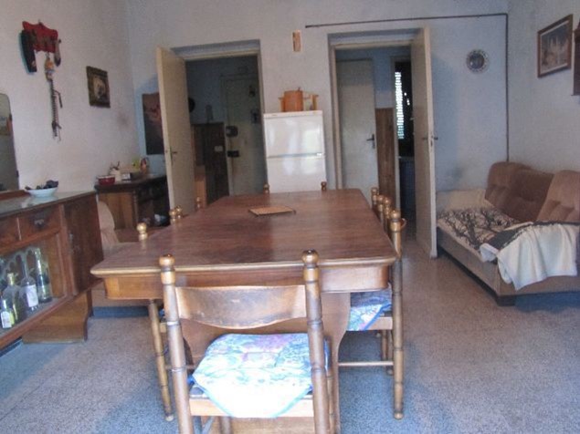 Quadrilocale in Vendita a Sarzana, 170'000&euro;, 80 m², con Box