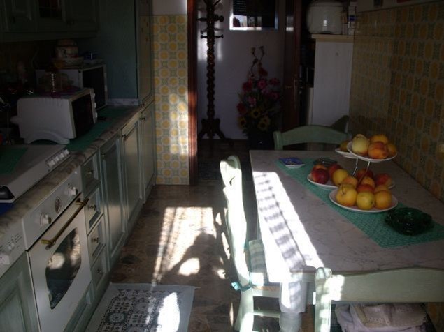 Quadrilocale in Vendita a Castelnuovo Magra, 172'000€, 90 m², con Box