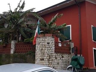 Casa Indipendente in Vendita a Follo, 295'000€, 150 m²