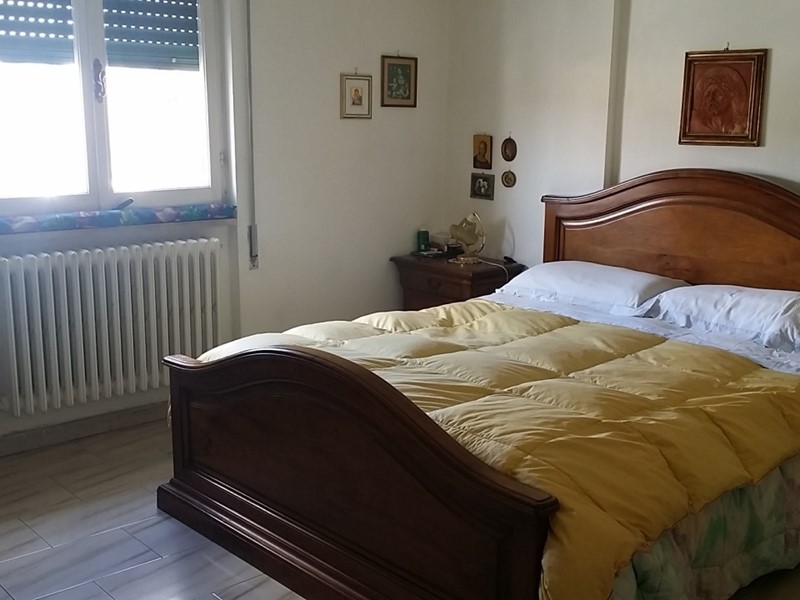 Casa Indipendente in Vendita a Sarzana, 499'999&euro;, 150 m², con Box
