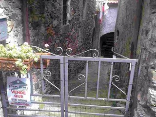 Casa Indipendente in Vendita a Fosdinovo, 19'000€, 60 m²