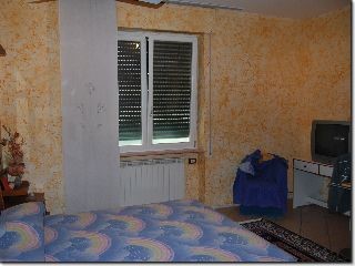 Casa Indipendente in Vendita a Sarzana, 380'000&euro;, 130 m², con Box