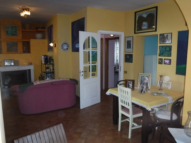 Appartamento in Vendita a Fosdinovo, 250'000€, 160 m²