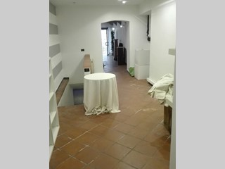 Capannone in Vendita a Sarzana, 130'000€, 100 m²
