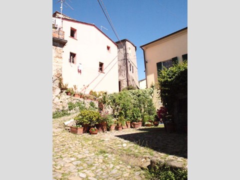 Trilocale in Vendita a Luni, 165'000€, 50 m²