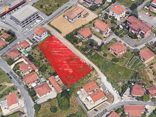 Terreno edificabile in Vendita a Castelnuovo Magra, 1400 m²