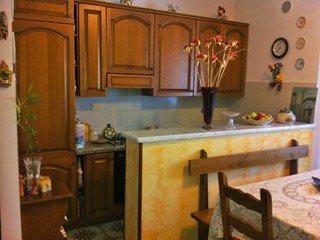 Trilocale in Vendita a Castelnuovo Magra, 180'000€, 75 m², con Box