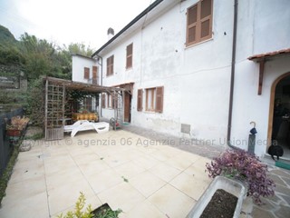 Casa Indipendente in Vendita a Licciana Nardi, zona Monti, 290'000€, 170 m²