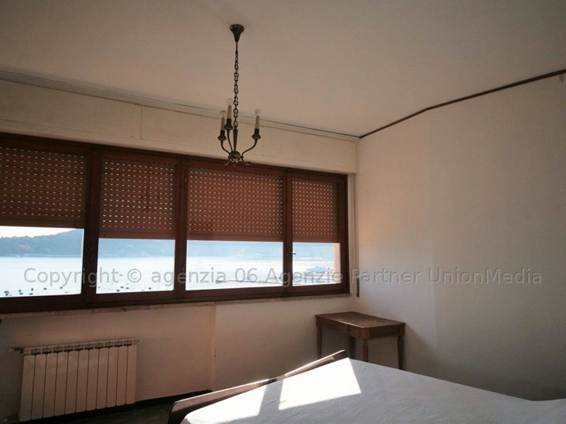 Appartamento in Vendita a Portovenere, 1'100'000€, 180 m², con Box