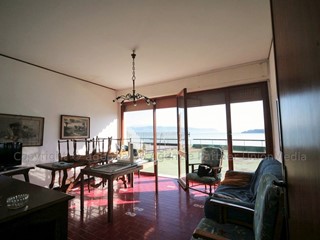 Appartamento in Vendita a Portovenere, 1'100'000€, 180 m², con Box