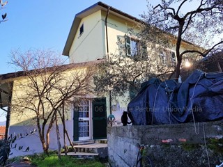 Casa Indipendente in Vendita a Arcola, 270'000€, 158 m²