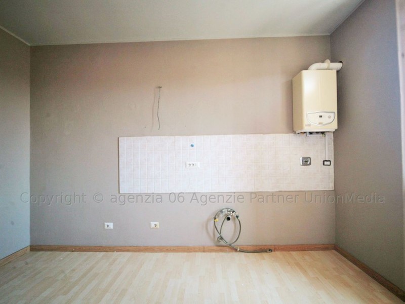 Trilocale in Vendita a Arcola, zona Ponte Di Arcola, 90'000€, 60 m²