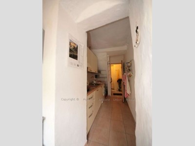 Trilocale in Vendita a Arcola, 100'000€, 65 m²