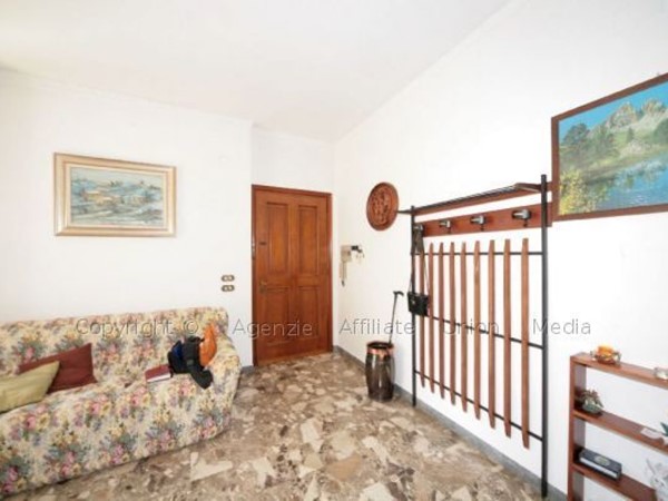 Appartamento in Vendita a Bolano, zona Ceparana, 235'000&euro;, 90 m²