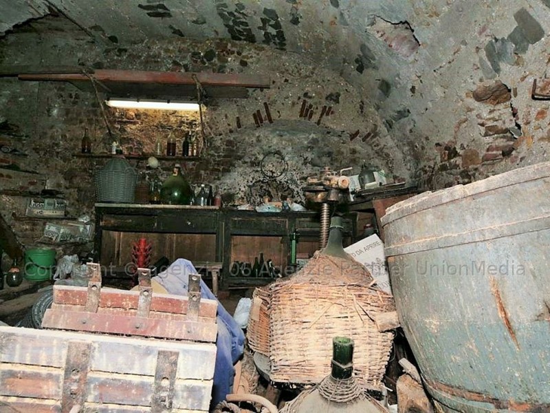 Capannone in Vendita a Arcola, 15'000€, 49 m²