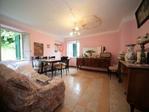 Casa Indipendente in Vendita a Calice al Cornoviglio, 90'000€, 80 m²