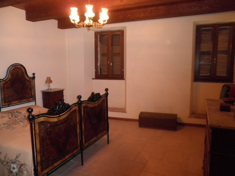 Appartamento in Vendita a Cupramontana, 129'000€, 240 m²