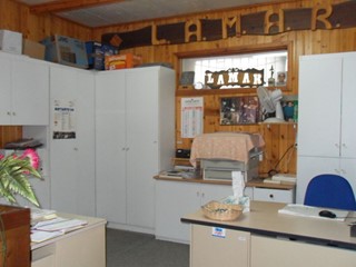 Capannone in Vendita a Montescudo Monte Colombo, zona San Savino, 188'000€, 480 m²