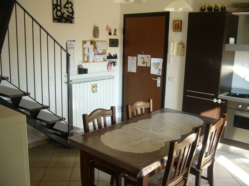 Trilocale in Vendita a Sassofeltrio, zona Fratte, 123'000&euro;, 80 m², con Box