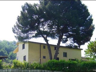 Villa in Vendita a Francavilla al Mare, zona collinare, 600'000€, 600 m², con Box