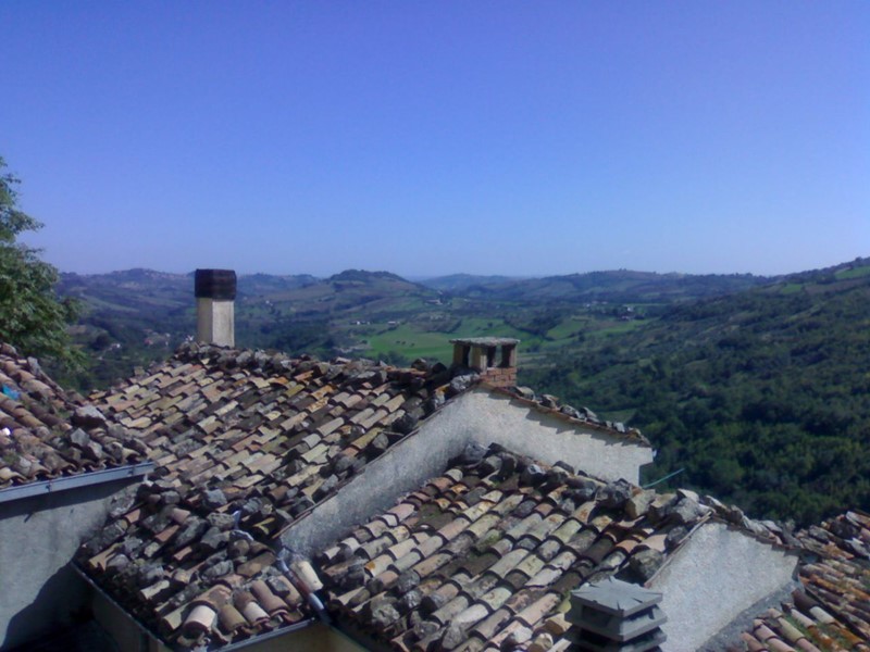 Casa Indipendente in Vendita a Farindola, 45'000€, 125 m²