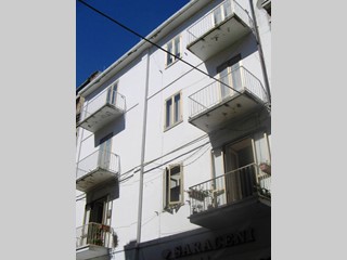 Appartamento in Vendita a Orsogna, zona Centro, 80'000€, 130 m²